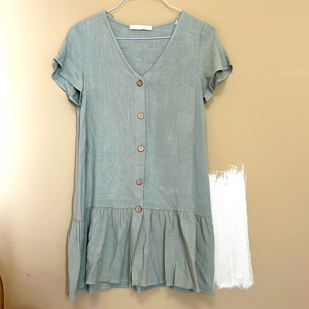 Brand new dress that has never been worn